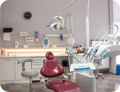 العيادات ومراكز التجميل